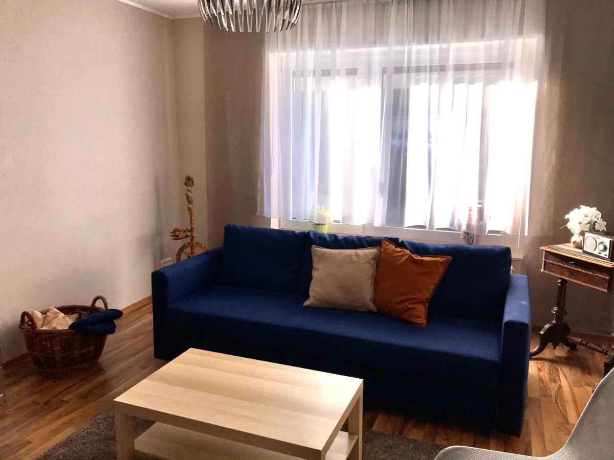 Ferienwohnung Von Paris بيترسبرغ المظهر الخارجي الصورة